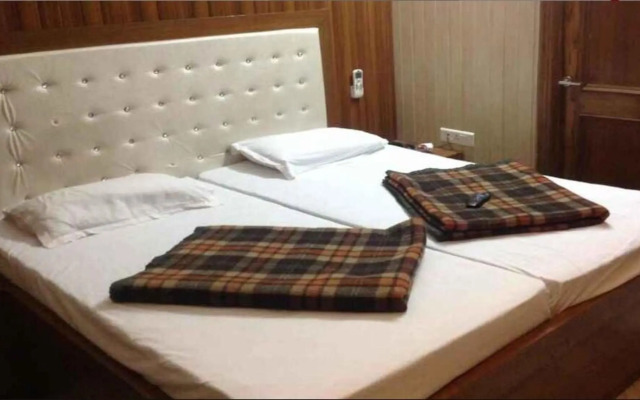 Hotel Moon
