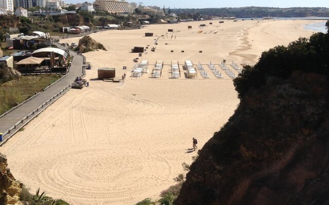 Apartamentos Jardins da Rocha