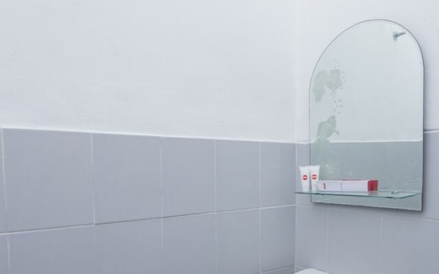 Hotel Dewi Sri by OYO Rooms