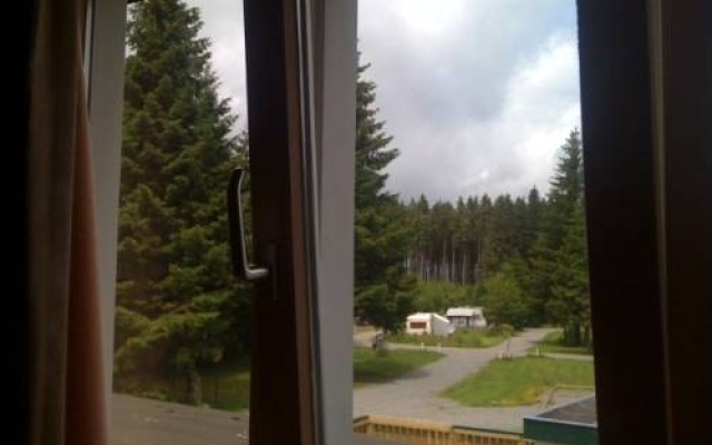 Aux Massotais