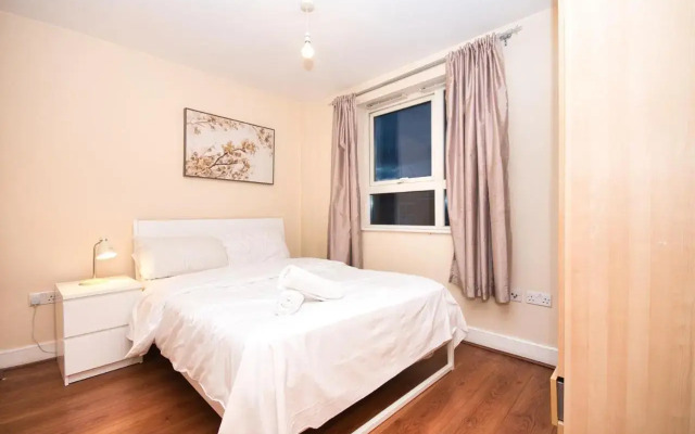 BAI Amazing 5 Sleeper Flat in London Zone 2