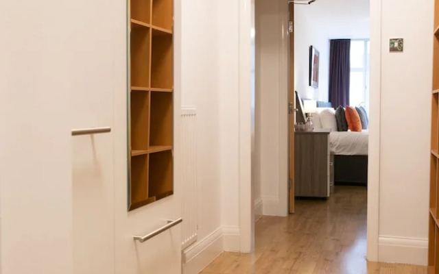 Rest & Recharge Regents CT 1Bed Sleeps 4