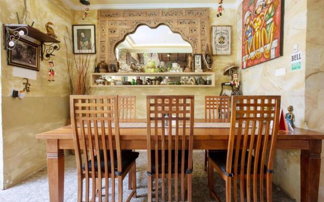 OYO 401 The Frog Homestay Sanur