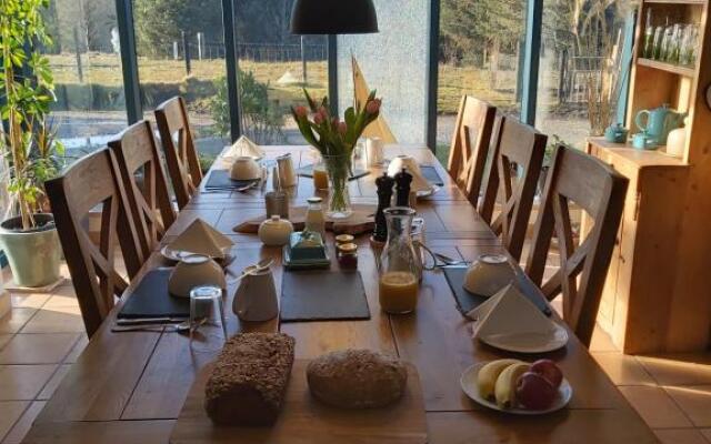 Bed & Breakfast - Room 1 - Shanakeever Farm, Clifden Country Homes