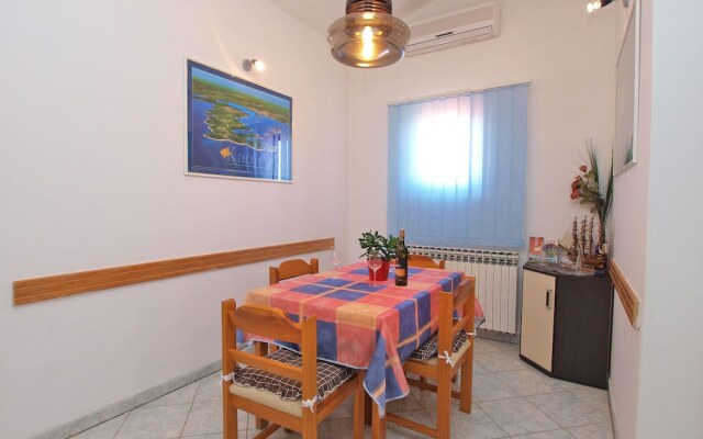 Apartment 1334
