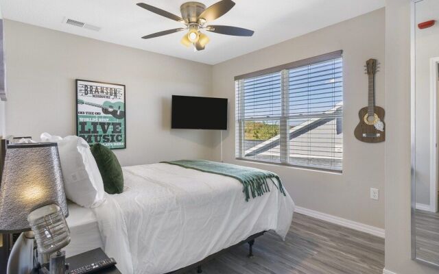 A Little Slice of Branson - Ozarks Views