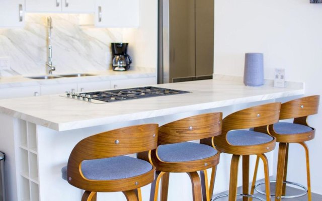 Real View Towers E706 by Casago