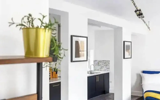 Kunda House JQ- Apt 3