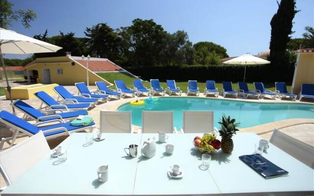 Outstanding Villa With Heated Pool