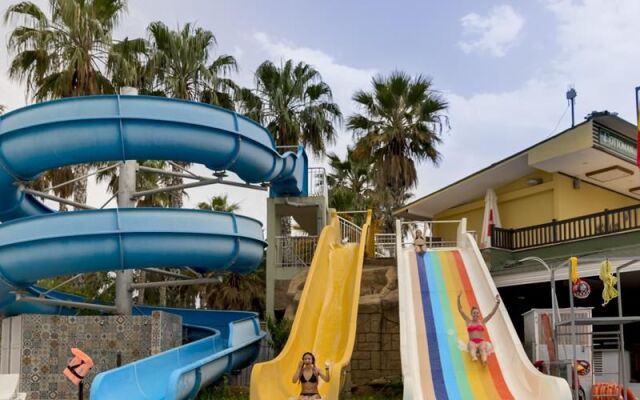 Holiday Garden Resort