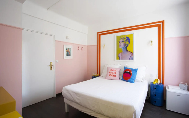 Hotel Mademoiselle