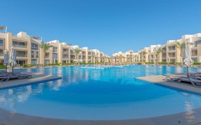 Mangroovy Stunning 3BR Ground Floor Pool & Beach