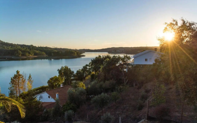 Villa Nova Nautic & Nature Hostel