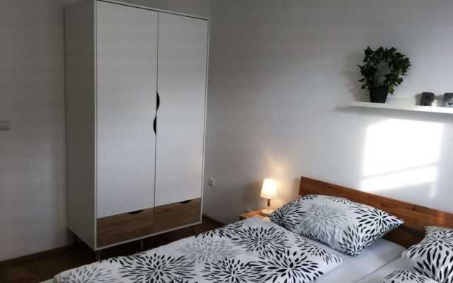 City Whispers 2 Comfortable Vacation Home