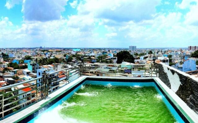 Ha Oanh Hotel 2