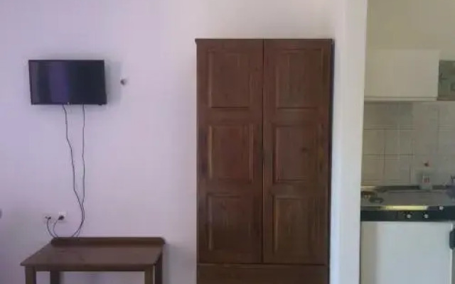 Giannatos' Studios