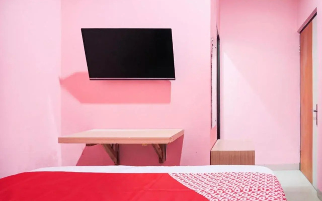Hotel O Ilir Timur I Near Rsud Siti Fatimah Az-Zahra Formerly Lumendiva Suite