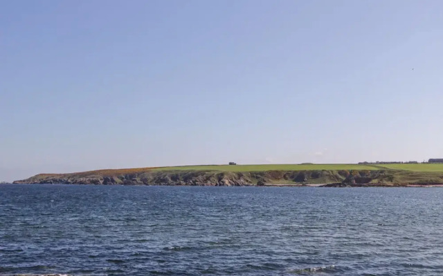 36 Sandend Village
