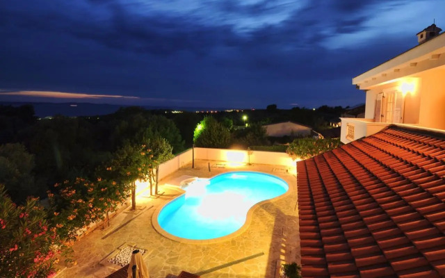 Apartments Villa Marnii
