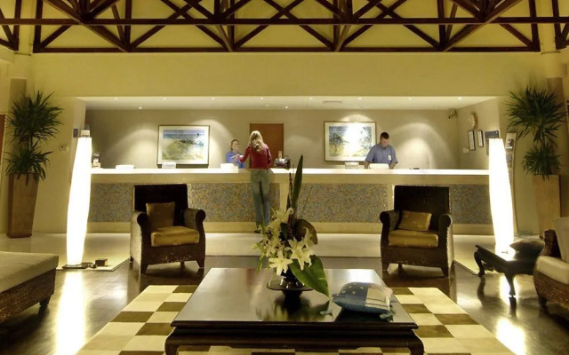 Pacific Bay Resort