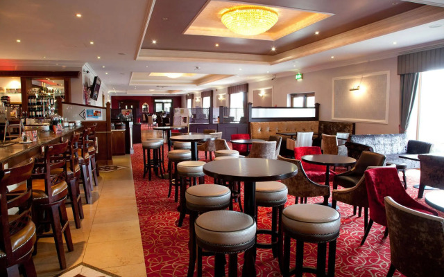 Diamond Coast Hotel