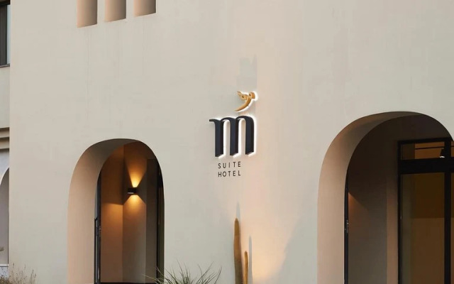 M Suite Hotel