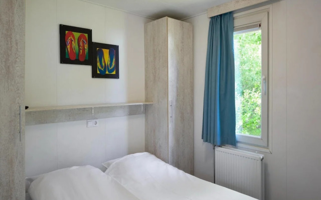 Comfortable Chalet With Dishwasher, Beach at Walkingdistance