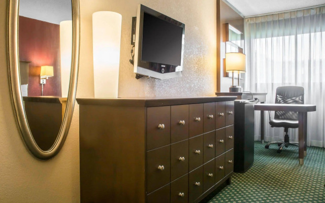 Motel 6 Rochester