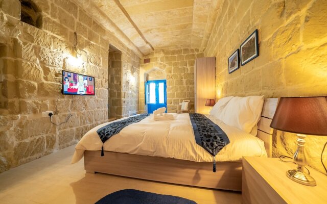 Ta' Pinu B&B