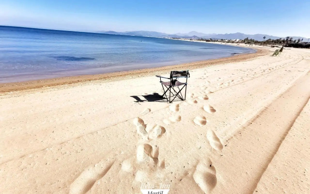 Reta-Inn Martil Beach