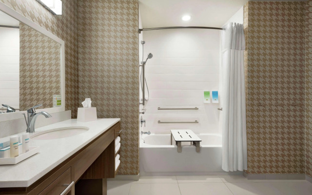 Home2 Suites by Hilton Bismarck