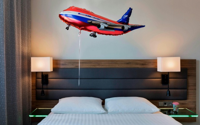 Moxy Vienna Airport - Image 5