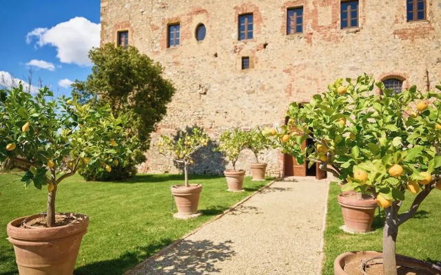 Sant'Anna in Camprena Agriturismo