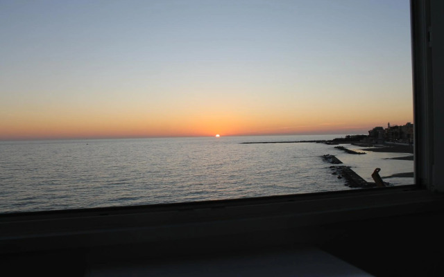 Attico Il Gabbiano (Centralissimo Porto di Anzio)