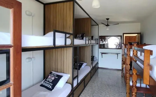 Praia Virgem Hostel