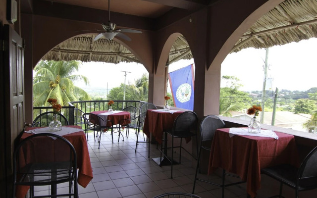 Rolson Hotel
