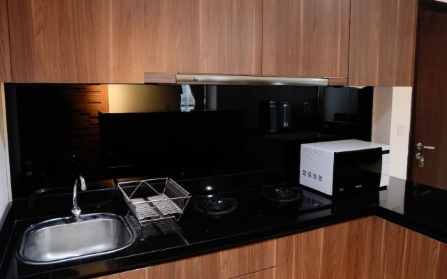 Artistic Room Lavenue Apartment
