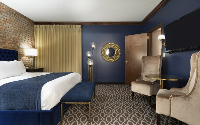 Des Lux Hotel
