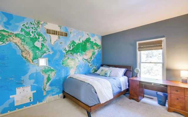 Spacious & Secluded Madison Home Near Dtwn!