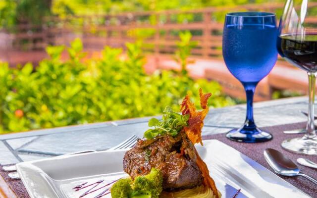 Los Establos Boutique Resort- All Inclusive