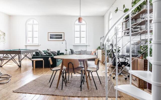 Helsinki Tower Penthouse 1 BR and Loft with 360-degree Views