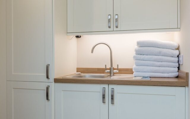 Lyon Lodge, Sleep 6, Private hot Tub, pet Friendly