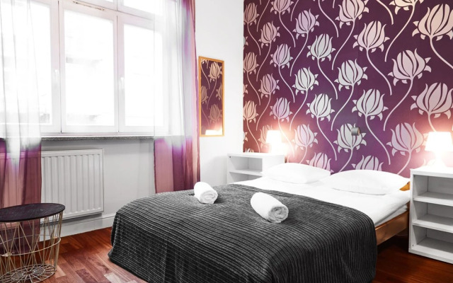 Collosal 6 bedroom- Slowackiego avenue