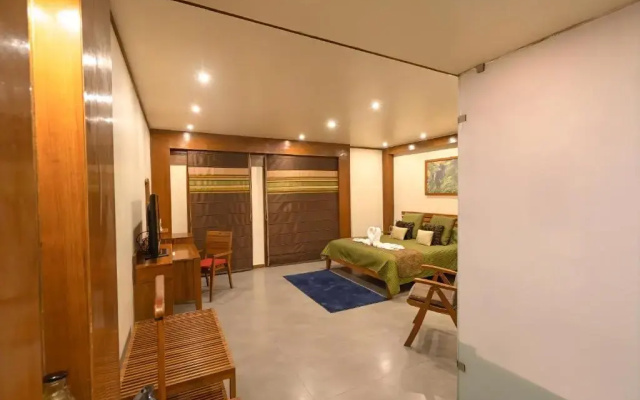 Brys Caves The Jungle Resort