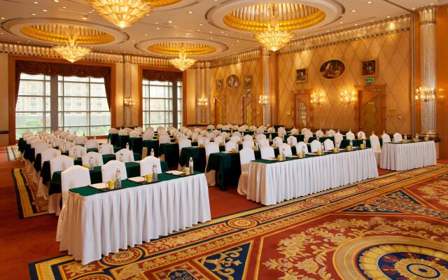 Crowne Plaza Hotel Qingdao by IHG