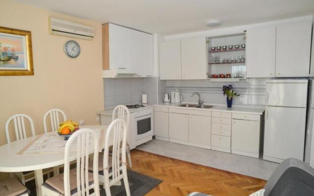 Miki - 50 M from the beach