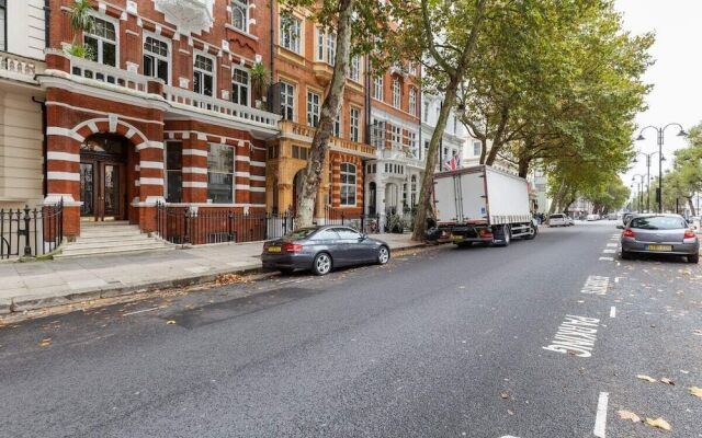 Stunning 2 Bed Apt, Sleeps 3 In Kensington