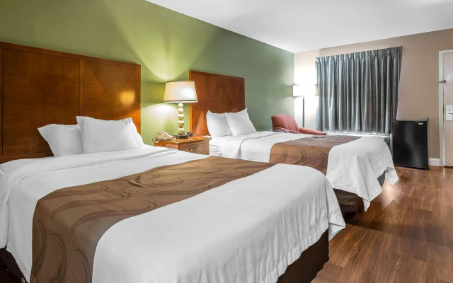 Quality Inn & Suites near Robins Air Force Base