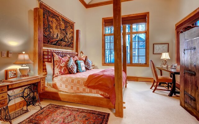 Bachelor Gulch Village