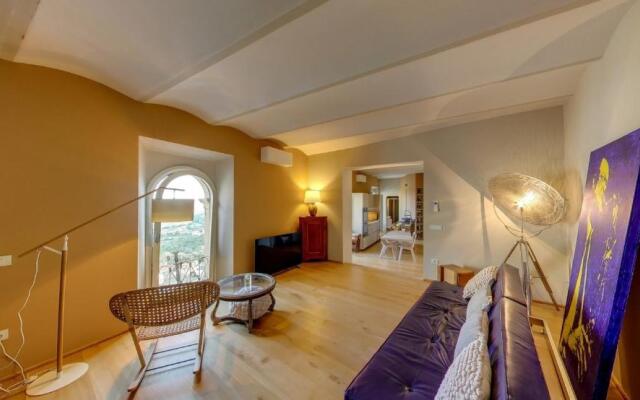 Luxury apartment Sestosenso La Porta